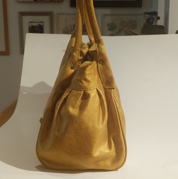 Matt & Nat gold bowling ball shoulder bag - Picture 5 of 10
